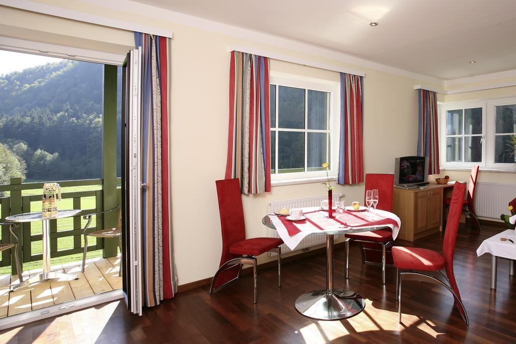 Hotel Buerglstein Saint Wolfgang Eksteriør billede